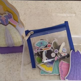 Magnetic dressup puzzle